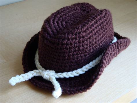 Cute free crochet baby hat pattern, step by step really easy crochet pattern which is ideal for free crochet baby hat pattern (easy ) by lisa auch. 69+ Creative Patterns of Crochet Baby Hats | Guide Patterns