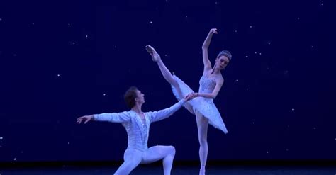 Bolshoi Theaters Prodigy Ballerina Explains Her Journey Huffpost