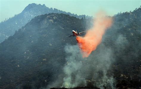 Evacuations Continue From Southern California Wildfire The Blade