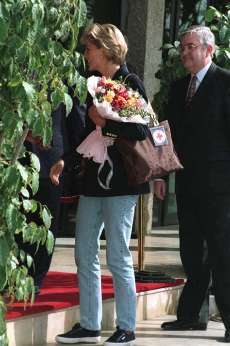 princess diana wearing her superga kicks during a visit to angola in 1997 princess diana