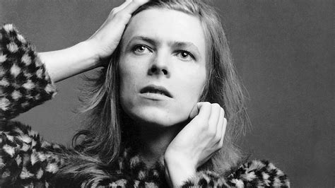 David Bowies ‘divine Symmetry The Journey To Hunky Dory Review