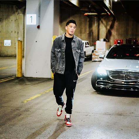 Devin armani booker is an american professional basketball player for the phoenix suns of the national basketball association. He is so cute!!! | Nba fashion, Streetwear men outfits ...
