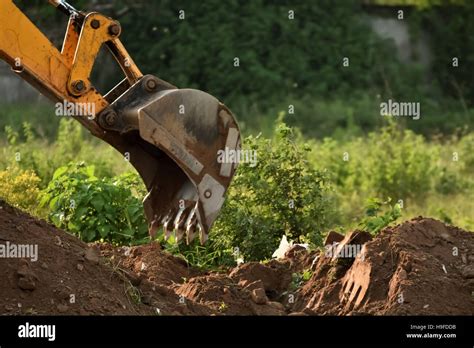Hydraulic Shovels Hi Res Stock Photography And Images Alamy