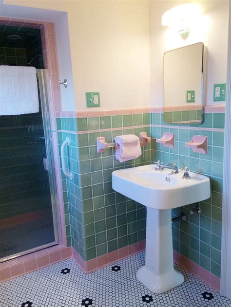 Alibaba.com offers 1,180 retro bathroom tile products. See Jane design: A vintage style green and pink tile ...