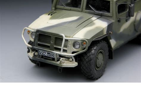 Meng Model VS Scale Plastic Model Kit RUSSIAN ARMORED HIGH MOBILITY VEHICLE GAZ