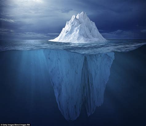 Spectacular Images Capture The Worlds Oldest Icebergs Daily Mail Online
