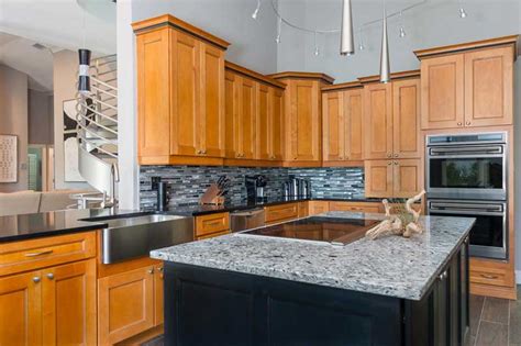 Find the best for you with detailed reviews of all countertop materials. 43 Kitchen Countertops Design Ideas -Homeluf.com