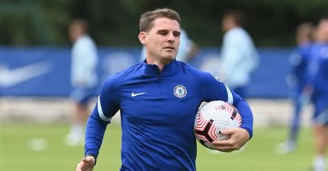 Thomas tuchel introduces an interesting change to chelsea training. Training Ground Guru | Barry commits to staying at Chelsea ...