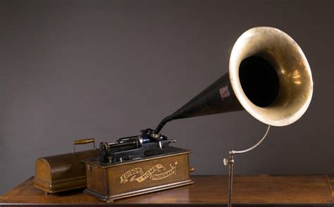 Sold Price Edison Cylinder Phonograph With Horn And Horn Floo June