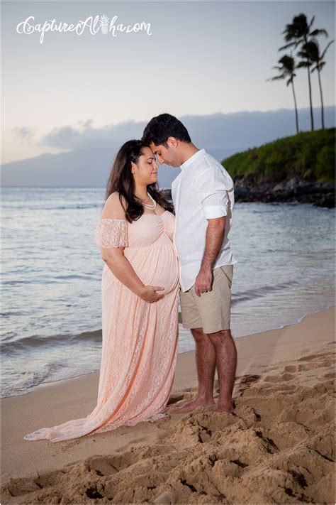 Maui Maternity Photographer Shivani And Naveen Capture Aloha