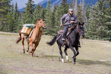 Horseback Activities Explore Jasper National Park Alberta Canada