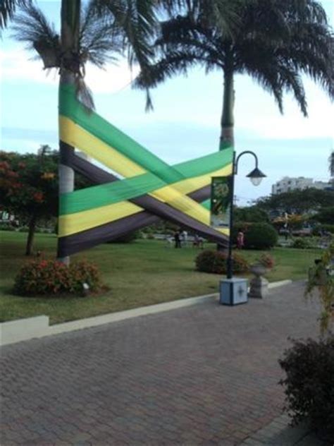 And then five days later, the country celebrates its independence day on august 6, the day (in 1962) that jamaica gained its independence from the united kingdom. Emancipation Park (Kingston): AGGIORNATO 2020 - tutto quello che c'è da sapere - Tripadvisor