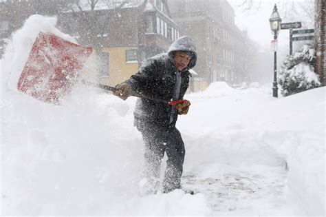 Blizzard 2015: Winter Storm Could Be The Biggest In History Of Boston