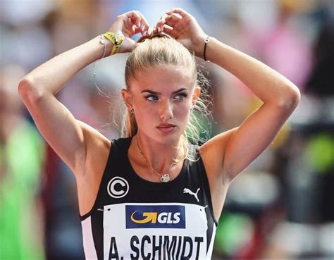German Runner Alica Schmidt Dubbed The Sexiest Athlete In The World Girl Female Athletes