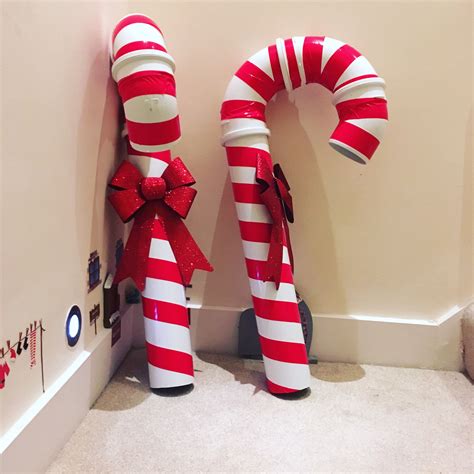 Giant DIY Candy canes  Baston de navidad, Decoracion navidad