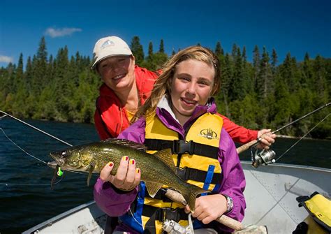 Family Fishing in Northern Ontario - Algoma Country