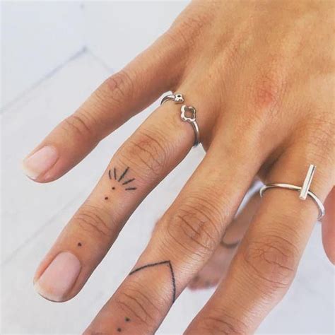 Top 48 Tatuajes Dedos Mujer Abzlocalmx