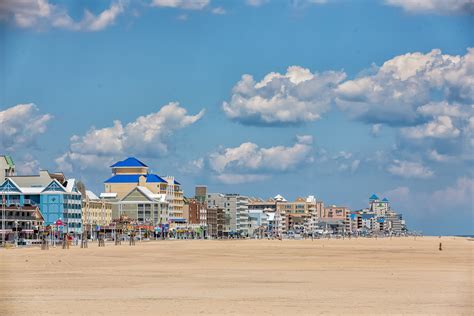 Visiting Ocean City Beaches in Maryland This Fall - Pursuitist