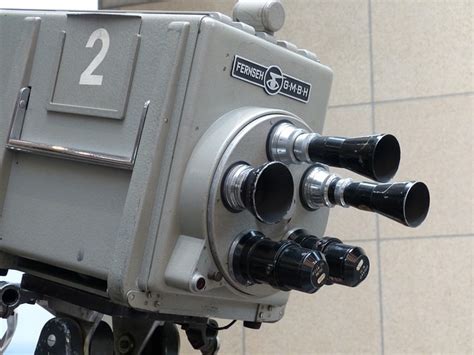 7 Most Awesome Video Camera History You Should Collect