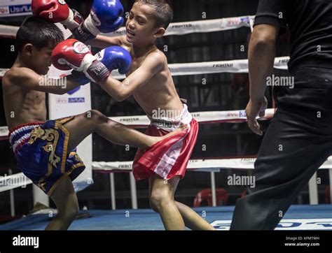 Hitting Boys Muay Thai Boxers Fighting And Referee Paktonchai Korat