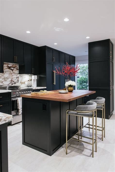 16 Beautiful Black Kitchen Designs To Aspire To Chloe Dominik In 2020