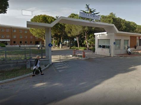 Il fuoco si è sviluppato nelle pertinenze di un immobile, nei pressi della pizzeria del popolo. Pescara, incendio in clinica privata: «Morti due pazienti ...