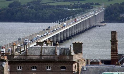 Tay Road Bridge Reopens After Police Incident Forces Total Closure