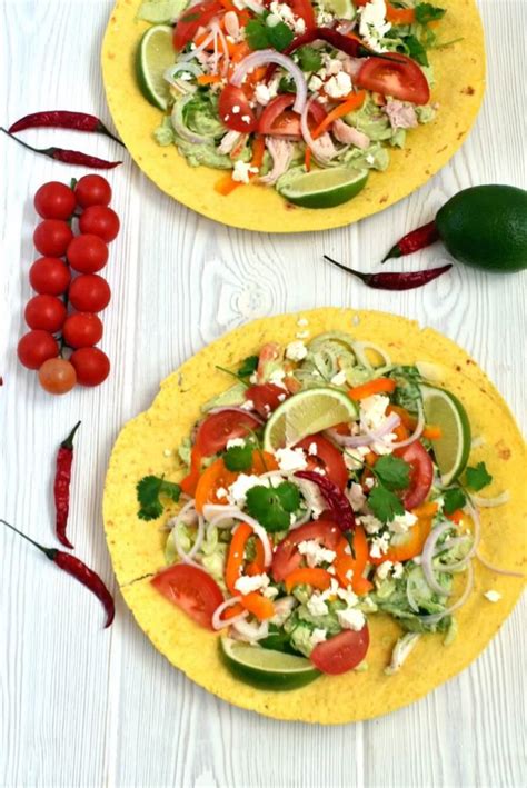 Toss and let stand 3 minutes. Chicken Tostadas with Avocado Sauce Recipe - Cook.me Recipes