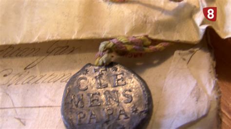 Tesoros ocultos - YouTube