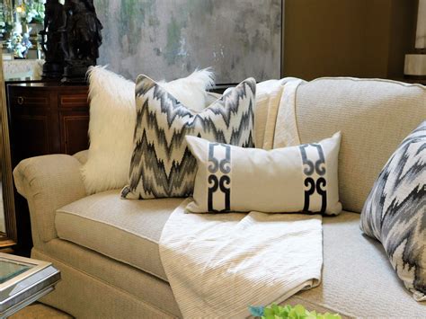 How To Mix And Match Couch Pillows