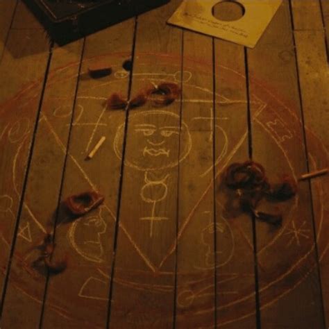 The skeleton key is just not that good a movie. ~The skeleton key movie review~ | Horror Amino