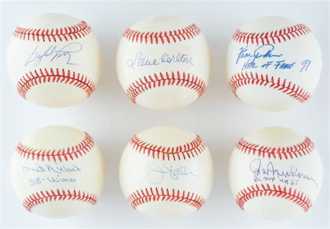 Baseball Hall Of Fame Pitchers 6 Signed Baseballs Rr Auction