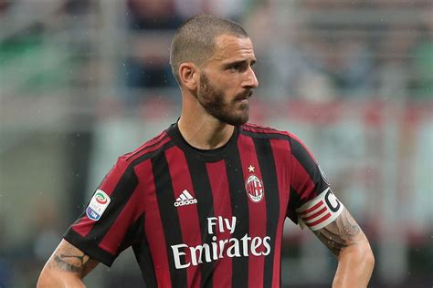 Leonardo bonucci won't have the captain's armband, . Leonardo Bonucci's time at AC Milan might be coming to an ...