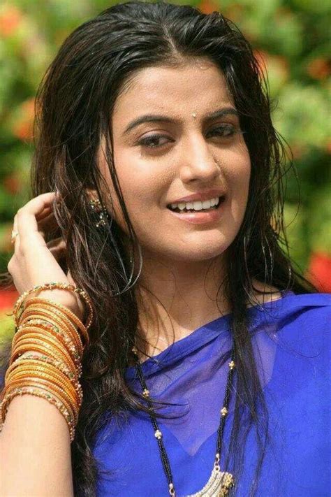 Akshara Singh Most Beautiful Indian Actress Beautiful Indian Actress