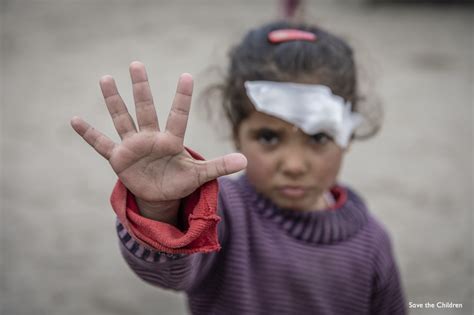 Fuoco Incrociato 415 Milioni Di Bambini In Zone Di Guerra Save The