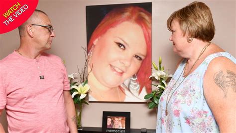 devastated mum reveals why she can t stop visiting daughter s grisly murder scene mirror online