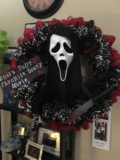 Scream Mesh Wreath Scary Movie Diy Halloween Wreath Scary Halloween