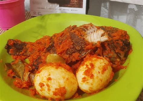 Simak resepnya berikut ini dan kita masak bersama di rumah! Resep Mujaer & Telur Bumbu Bali oleh Nabilla Ali - Cookpad