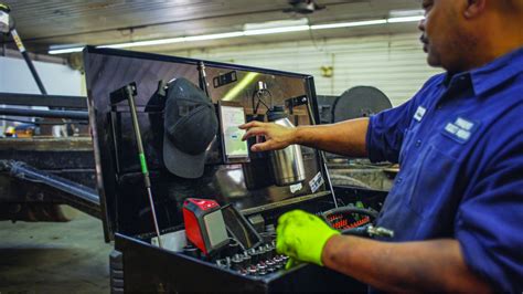 Fullbay Eliminates Paper Based Work Orders In Heavy Duty Repair Shops