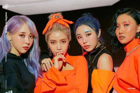 All i wanna be is meotjim nae maeumdaero golla kick it meori eokkae mureup da hip hae do it do it like me do it nareul ttara hae. Mamamoo est « HIP » dans son nouveau MV • K.OWLS