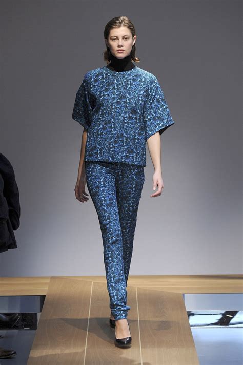 Vionnet Ready To Wear Fashion Show Collection Fall Winter 2012