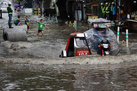 Heavy Downpour Causes Flooding Traffic Jams In Metro Manila News