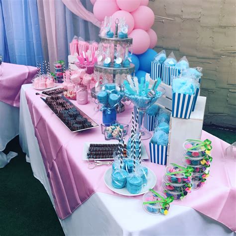 The theme will be baby giraffe's and it's for a baby boy. Baby shower candy table that we made for a gender reveal ...