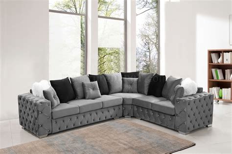 Lcl 027 Sectional Sofa In Gray Velvet
