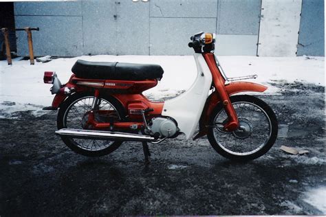 Unsure on the best 50cc scooter to buy? Yamaha 1974 70cc old scooter — Moped Army