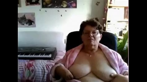 Flashing Granny From Webcamhookerandus Big Plump Titties Xxx Mobile