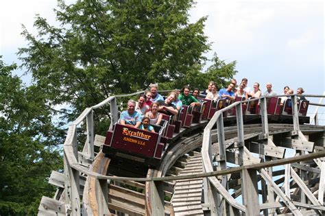 Wooden Roller Coasters King Of The Thrill Boston Herald