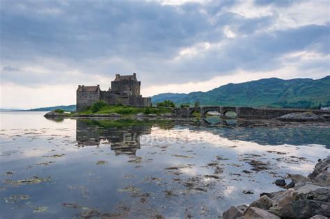 Royaume Uni Écosse Highland Dornie Loch Duich Eilean Donan Castle