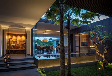 Modern designs have a certain exterior style that's easy to identify. Gallery of VillaWRK / Parametr Indonesia - 5