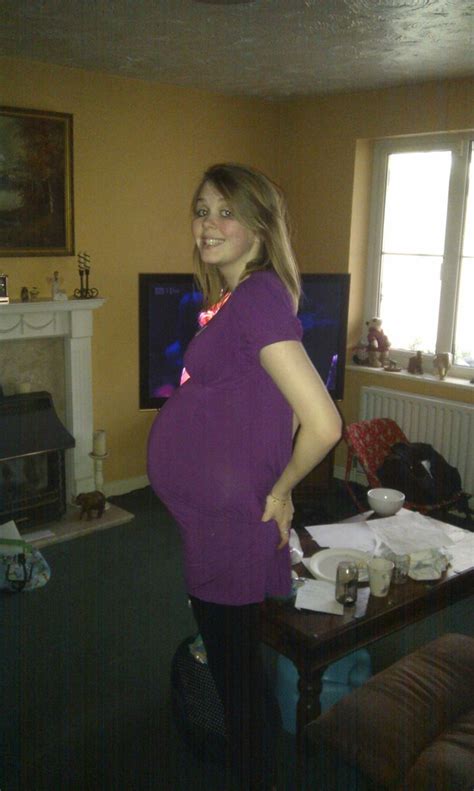 Georgina 8 Months My Daughter Gina 8 Months Pregnant Laurie Birkett